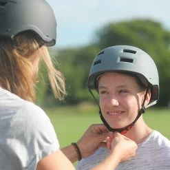 Meilleur prix 😍 Skullcap Casques Asque De Skate Et De Vélo 🧨 -Vetements-de-sport Soldes Magasin 10039101 yy 0006 logo