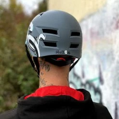 Meilleur prix 😍 Skullcap Casques Asque De Skate Et De Vélo 🔔 -Vetements-de-sport Soldes Magasin 10039126 yy 0005 logo